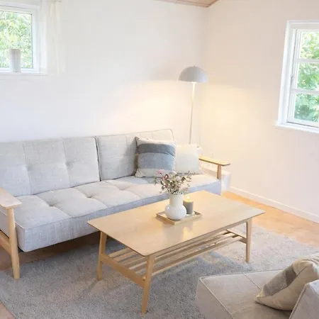Roligt Gaestehus Naer Vandet Pa Thuro * Svendborg