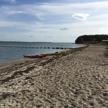 Roligt Nær Vandet På Thurø